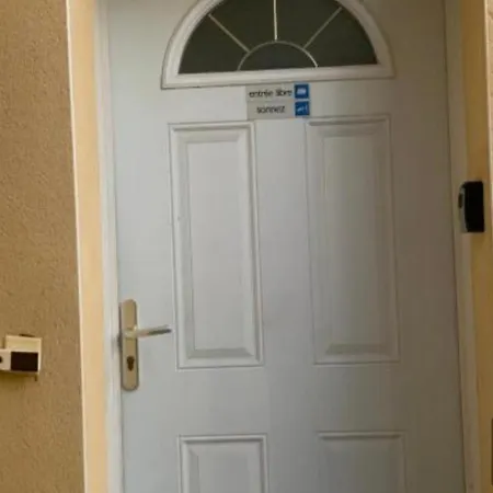 فيلة Maison Independante Terasse Et Jardin نيم